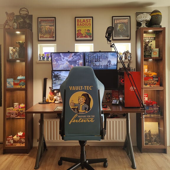 noblechairs Vault-Tec Edition - Ugc Vault_boy74